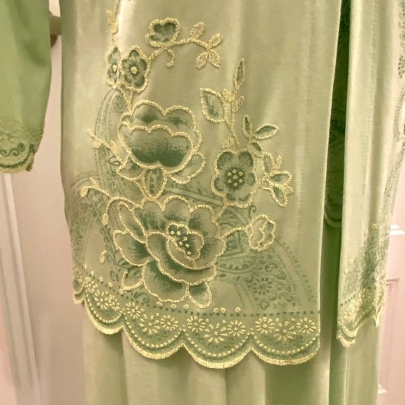 4 pcs outfit Skirt Pants Top & Cardigan Light Green Floral size Small Picadilly - Picture 12 of 13